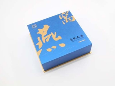 包裝盒定做廠家生產(chǎn)的禮品包裝盒，如此個性化，你被驚艷到了嗎？