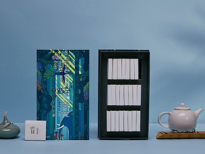 濟(jì)南茶葉禮盒定制廠家是如何搭配內(nèi)托的？